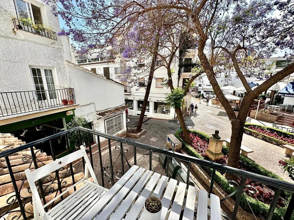 Old Town Modern Flat, 4 Minutes From Beach - Eaw Homes Марбелья 0*,  Испания